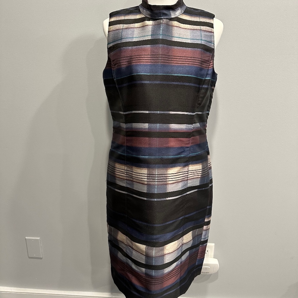 Worth New York sleeveless dress.  Plaid. Size 8; great condition.  Special!